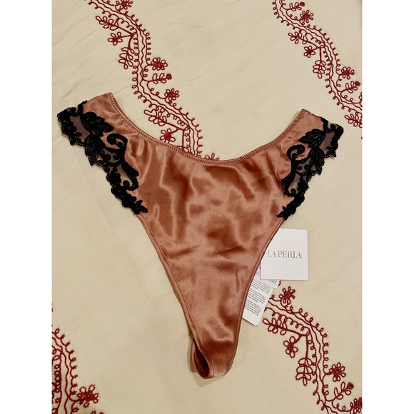 La Perla Other - La Perla Size Medium Lace Thong